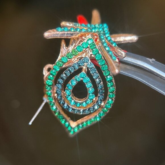 Green Crystals Fish Bone Style Dangle Earrings - Picture 2 of 7